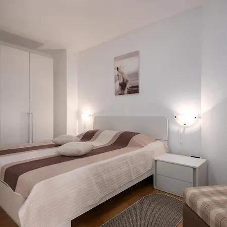 Apartman Ivana *