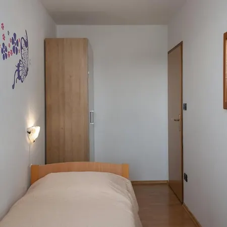 Ivana Apartman *