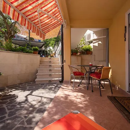Ivana Apartment *