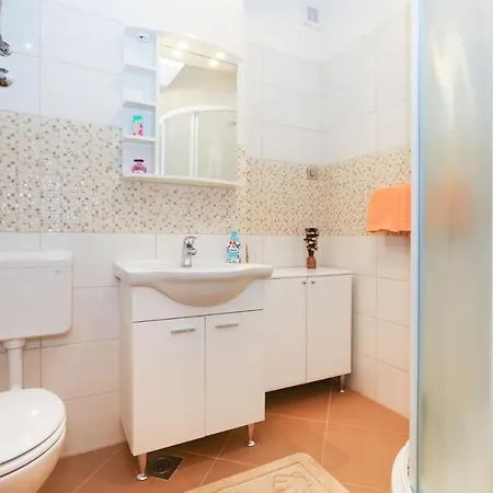 Ivana Appartement *